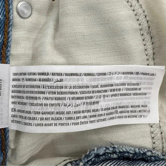 Abercrombie & fitch Mom Jeans High Waisted Distressed Frayed Denim Size 26/2 - Picture 5 of 6